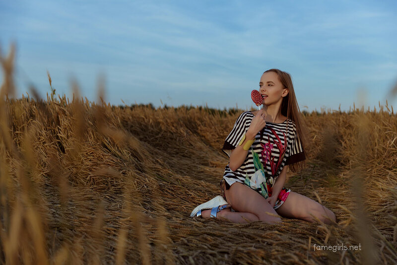 Дарья, 19 лет, 2 размер груди